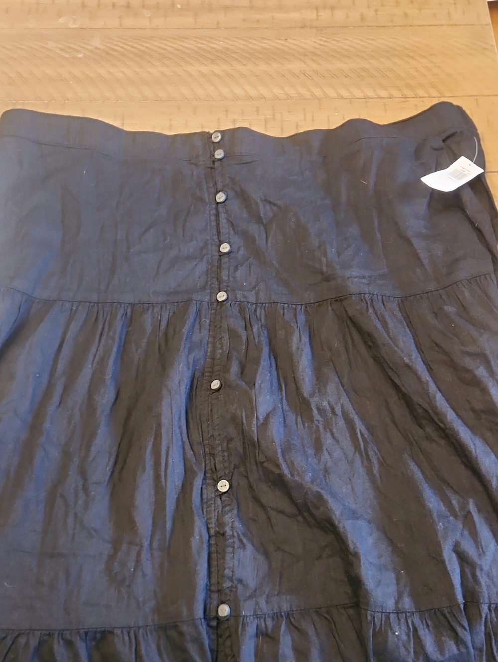 Old Navy Women's long tiered skirt